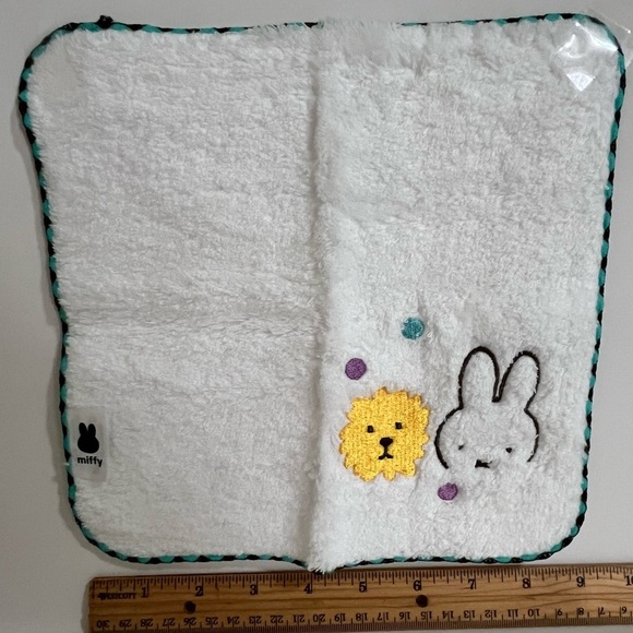 Miffy Hand/Face Towel - Picture 6 of 6